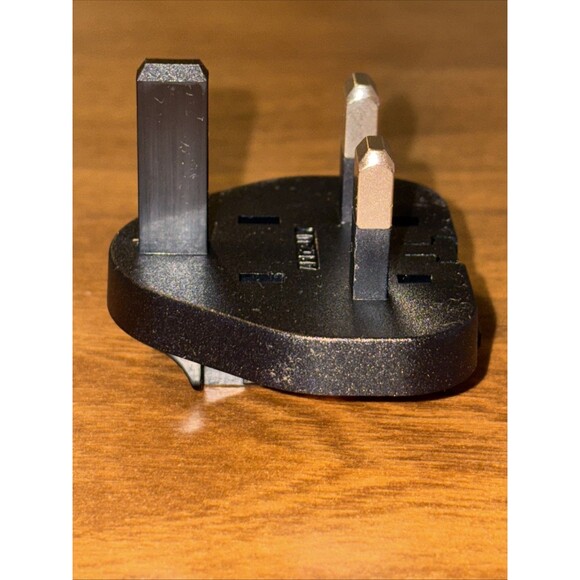 Open Box Fortinet UK Slide Attachment Plug for FortiGate/FortiWiFi 40F 60F - Picture 6 of 7